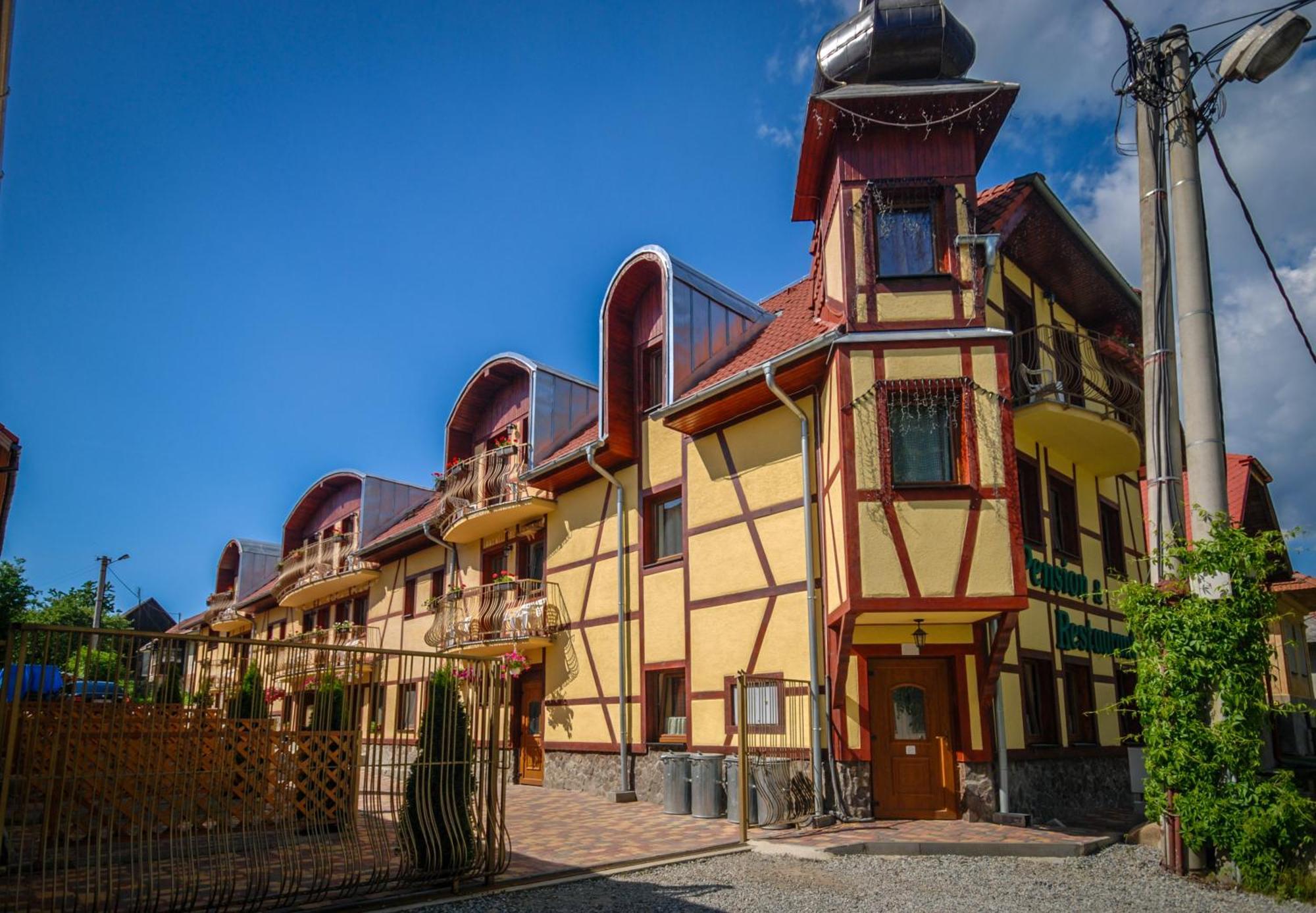 Jurika Liptov Aparthotel Liptovsky Mikulas Exterior photo